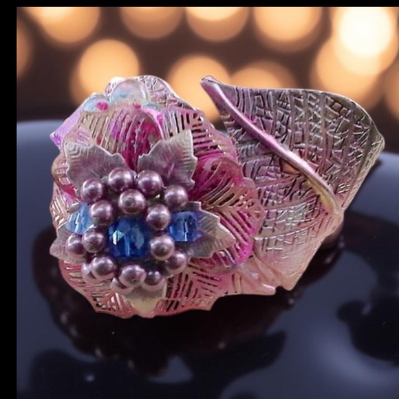 Floral Cuff, One of a kind Flower Cuff HANDCRAFTED - Picture 9 of 15